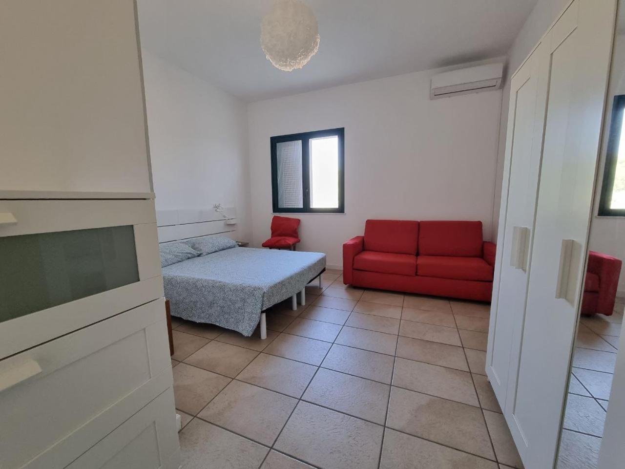 Accogliente Villa Con Piscina 卡尔塔吉罗 外观 照片