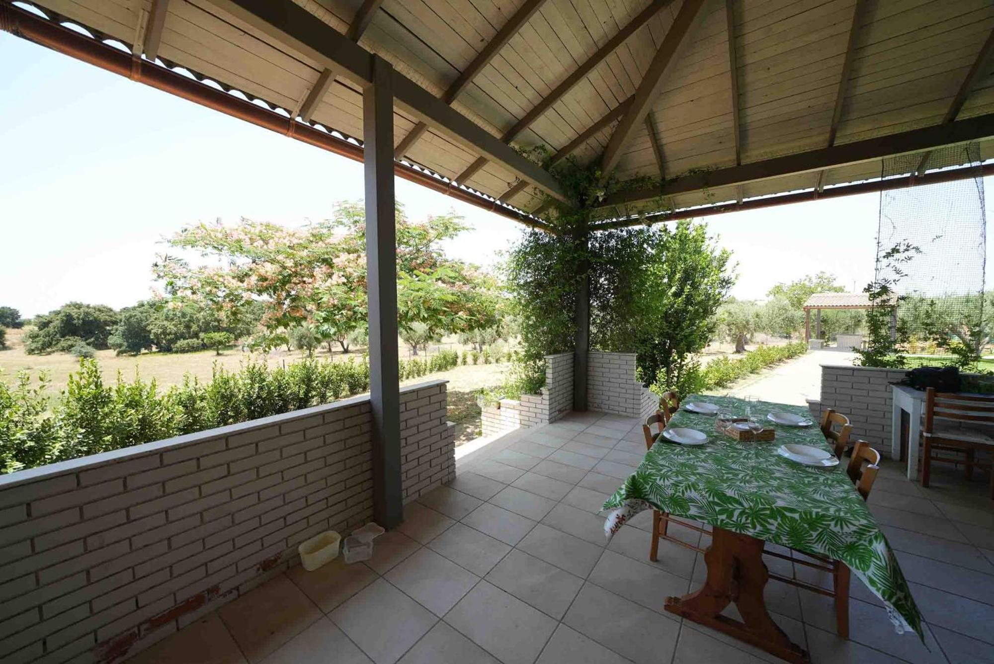 Accogliente Villa Con Piscina 卡尔塔吉罗 外观 照片
